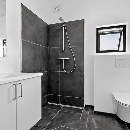 Cozy In With Sauna 別荘